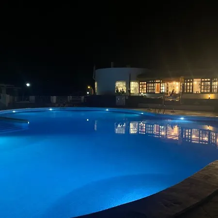 Apartment Cactus's House, 150 M Beach, 1 Bdr, 4 Guests, Wifi, Netflix, *